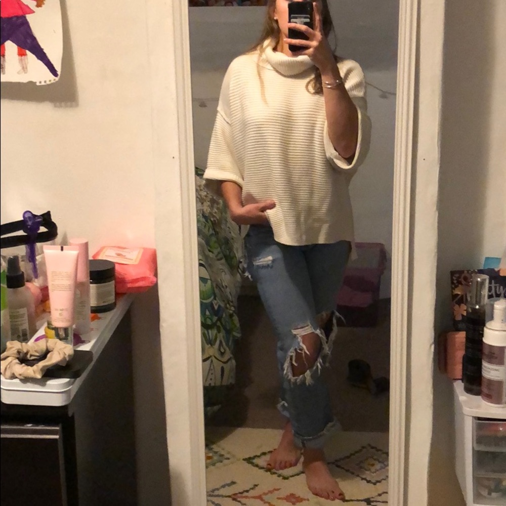 FREE PEOPLE SWEATER ~ Cowl neck white super soft